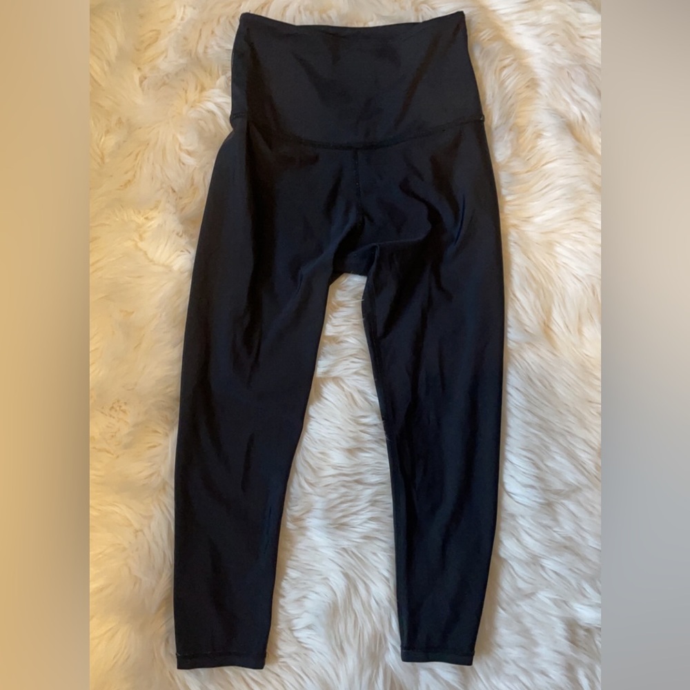 BEYOND YOGA BLACK LEGGINGS